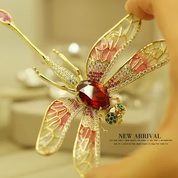 Cubic Zirconia WOMEN'S VINTAGE CRYSTAL big DRAGONFLY SCARF PIN BROOCHES
Cubic Zirconia WOMEN'S VINTAGE CRYSTAL big DRAGONFLY SCARF PIN BROOCHES