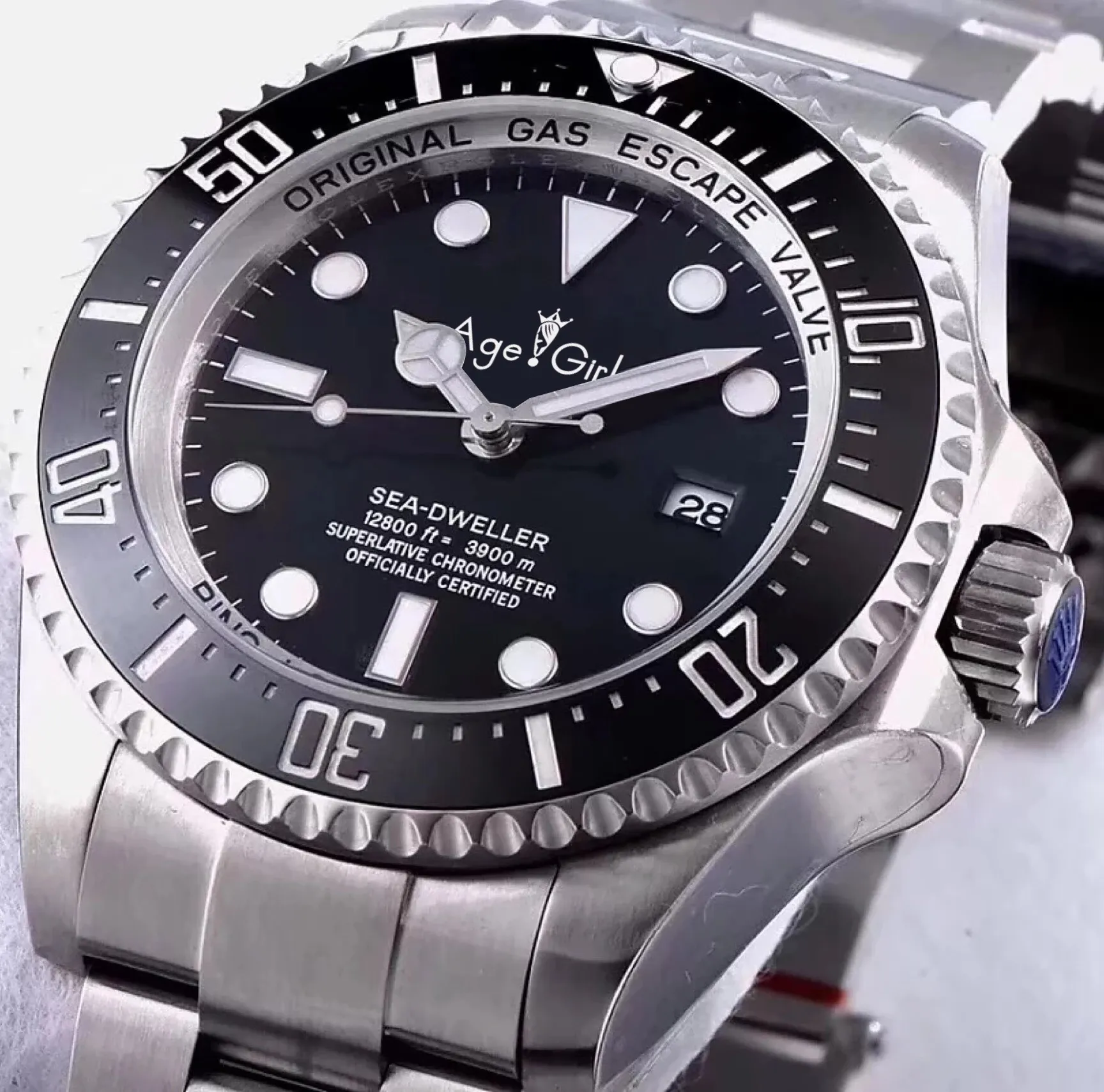 Luxury Brand New Men Watches Stainless Steel Automatic Mechanical Gradient Black Blue Sapphire Cystal Ceramic Bezel Heavy 44mm
Luxury Brand New Men Watches Stainless Steel Automatic Mechanical Gradient Black Blue Sapphire Cystal Ceramic Bezel Heavy 44mm