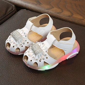 New Summer Kids Led Glowing Sandals Boy/Girls Colorful LED Lights Luminous Lighted Shoes Shiny Rhinestone Princess Shoes
New Summer Kids Led Glowing Sandals Boy/Girls Colorful LED Lights Luminous Lighted Shoes Shiny Rhinestone Princess Shoes