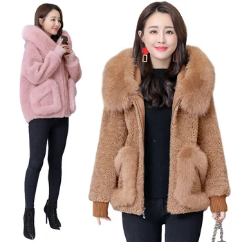 Fashion Faux Fox Fur Collar Jacket Hooded Women Autumn Winter Short Loose Warm Fake Fur Coat Female Casual Outerwear Tops
Fashion Faux Fox Fur Collar Jacket Hooded Women Autumn Winter Short Loose Warm Fake Fur Coat Female Casual Outerwear Tops