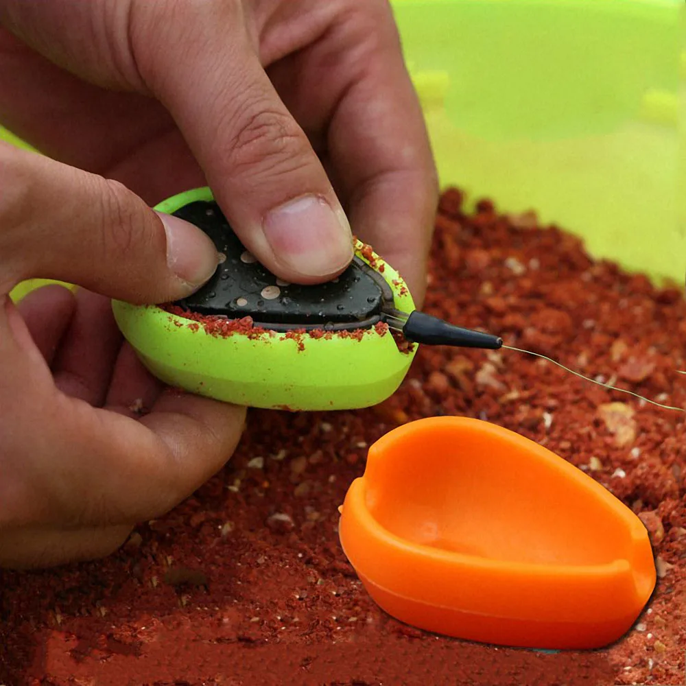 1pcs Fishing Feeder Method Mould Carp Bait Feeding Form Tool Durable Quick Release Fishing Feeder Bait Mould Fishing Accessories
1pcs Fishing Feeder Method Mould Carp Bait Feeding Form Tool Durable Quick Release Fishing Feeder Bait Mould Fishing Accessories