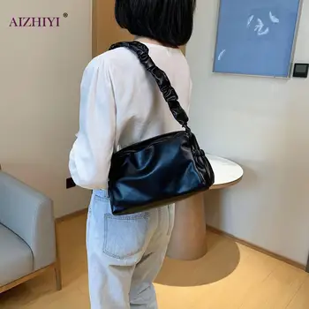 Women Small Evening Clutch Pleated Solid Shoulder Handbag Daily Elegant Totes Youth Ladies Simple Versatile Bag
Women Small Evening Clutch Pleated Solid Shoulder Handbag Daily Elegant Totes Youth Ladies Simple Versatile Bag
