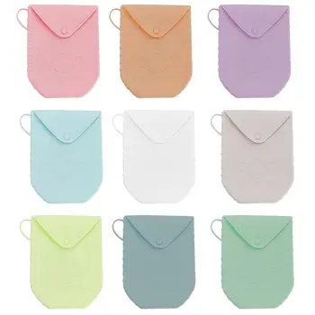 Portable Silicone Face Masks Storage Box Clip Masks Case Temporary Disposable Organizer
Portable Silicone Face Masks Storage Box Clip Masks Case Temporary Disposable Organizer