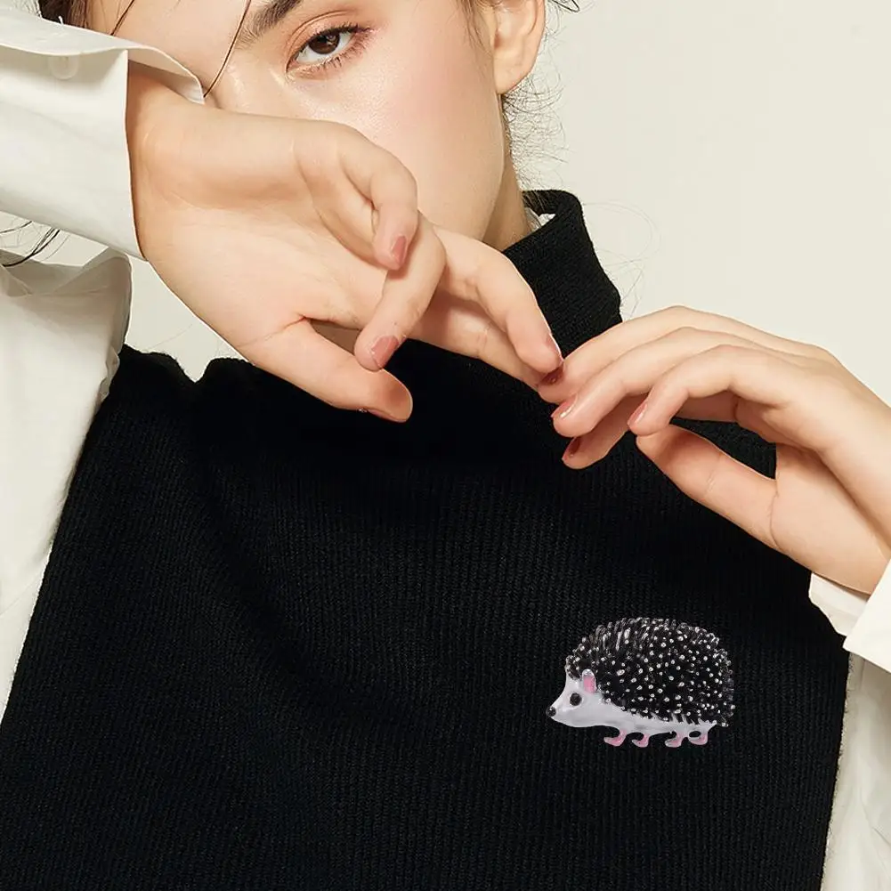 Wuli&baby Black Enamel Hedgehog Brooches For Women Lovely Pins Fashion Jewelry Gift Animal M7A0
Wuli&baby Black Enamel Hedgehog Brooches For Women Lovely Pins Fashion Jewelry Gift Animal M7A0