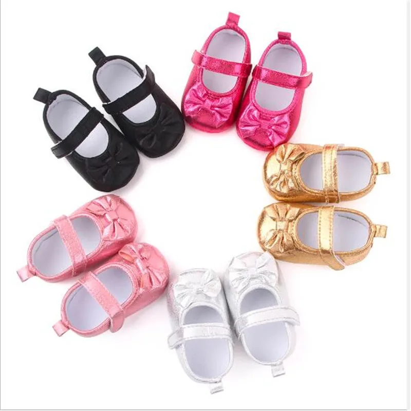 Новинка 2021 детская обувь на мягкой подошве для младенцев первых шагов с милым