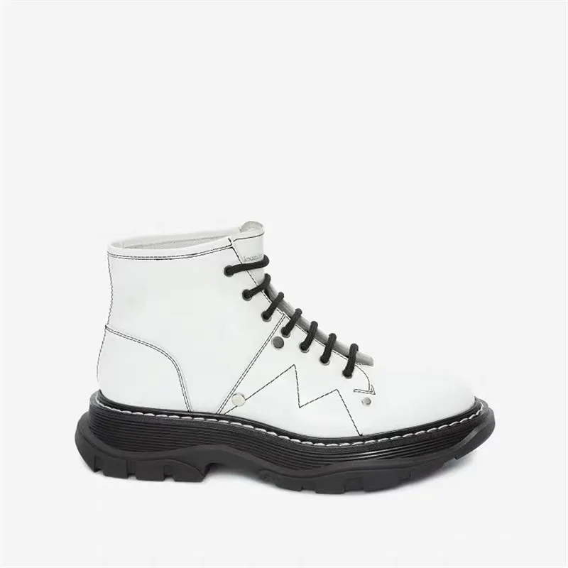 2019 Combat Ankle Boots Women Black Leather Round Toe Thick Platform Short Booties Lace Up Motorcycle Boots Women Winter Shoes
2019 Combat Ankle Boots Women Black Leather Round Toe Thick Platform Short Booties Lace Up Motorcycle Boots Women Winter Shoes