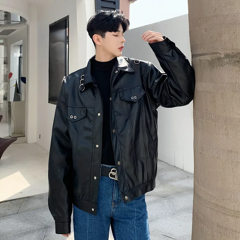 Men Short Leather Coat Male Iron Ring Thick Coat Winter Motorcycle Jacket Streetwear Punk Gothic Hip Hop Outerwear
Men Short Leather Coat Male Iron Ring Thick Coat Winter Motorcycle Jacket Streetwear Punk Gothic Hip Hop Outerwear