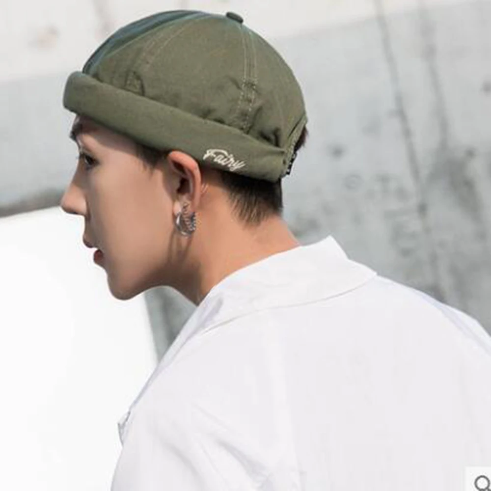 Letter embroidery Retro Cap Solid Cotton Skullcap Hip Hop Hat without Visor Folding Cuff Spring and Autumn Beanies Ski Hats
Letter embroidery Retro Cap Solid Cotton Skullcap Hip Hop Hat without Visor Folding Cuff Spring and Autumn Beanies Ski Hats