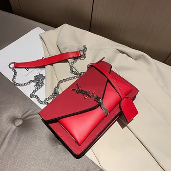 Fashion Chain Small Square Bag Ladies New Tassel Ladies One Shoulder Messenger Bag 
Fashion Chain Small Square Bag Ladies New Tassel Ladies One Shoulder Messenger Bag