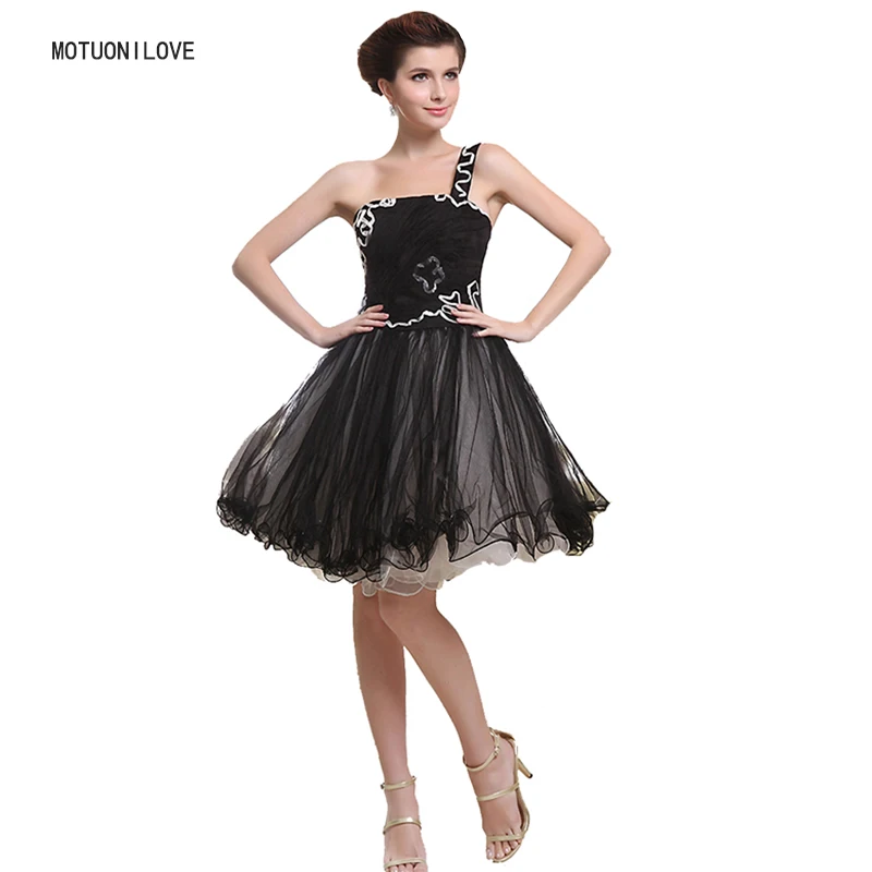 Tulle Short Cute 8th Grade Graduation Dresses One Shoulder Little Black Dress Plus Size Women Prom Dresses vestido de formatura
Tulle Short Cute 8th Grade Graduation Dresses One Shoulder Little Black Dress Plus Size Women Prom Dresses vestido de formatura