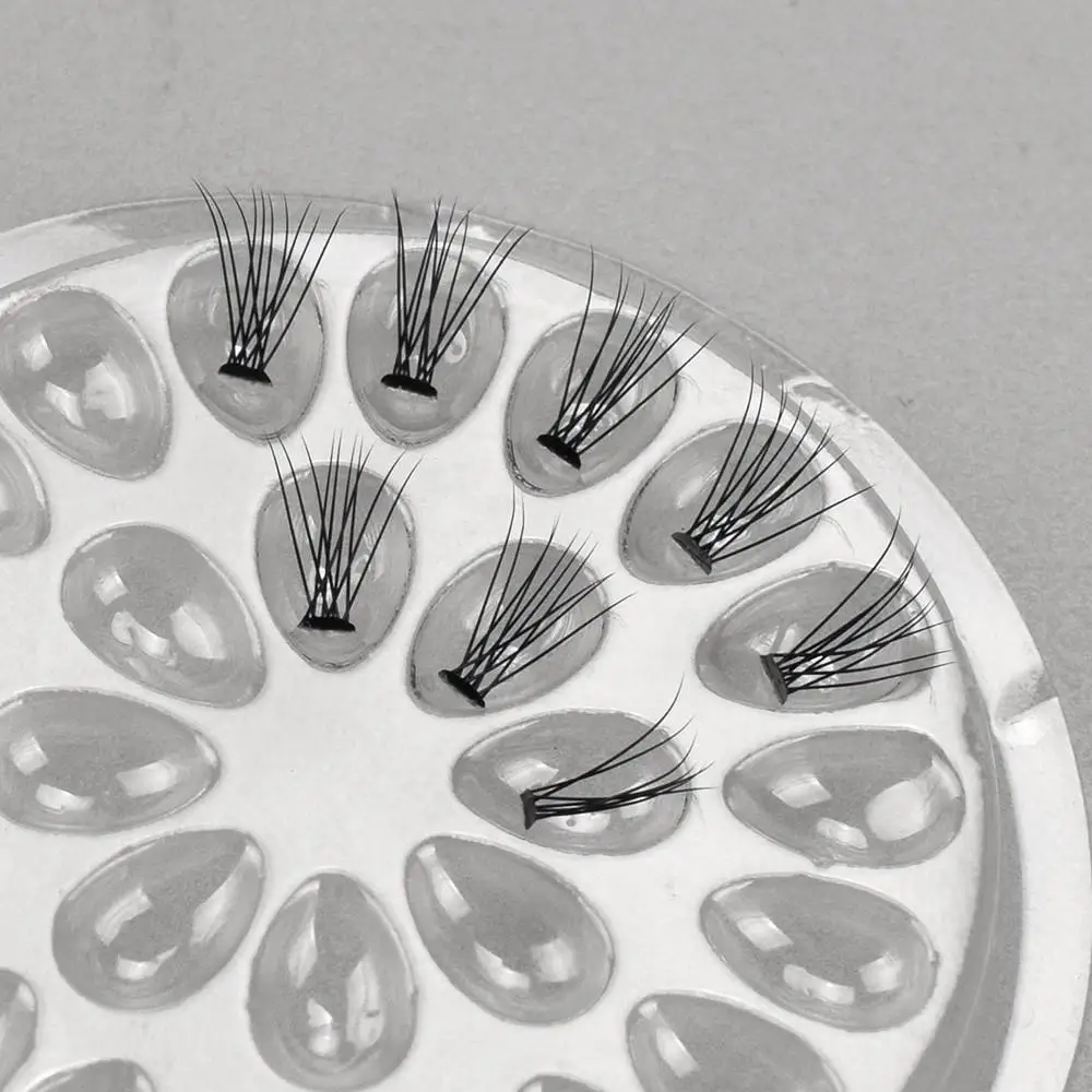 10pcs Eyelash Glue Holder Tray Adhesive Pallet Convenient Assistant Stand Grafting False Eyelashes Extension Pad Flower Shape
10pcs Eyelash Glue Holder Tray Adhesive Pallet Convenient Assistant Stand Grafting False Eyelashes Extension Pad Flower Shape