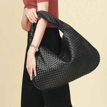 Retro Pu Large-capacity Women's Shoulder Bag 2020 New Lightweight Tote Bag Fashion Woven Crossbody Bag Bolso Mujer
Retro Pu Large-capacity Women's Shoulder Bag 2020 New Lightweight Tote Bag Fashion Woven Crossbody Bag Bolso Mujer
