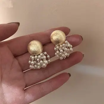 Gold Color Big Metal Button Beaded Imitation Pearl Beads Tassel Earrings For Women New Korean Fashion Drop Pendientes Brincos
Gold Color Big Metal Button Beaded Imitation Pearl Beads Tassel Earrings For Women New Korean Fashion Drop Pendientes Brincos