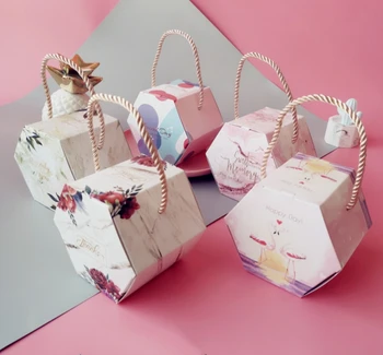 Hexagonal boxes, ropes, party gifts, cardboard boxes, wedding candy shelves, birthday party display decorations
Hexagonal boxes, ropes, party gifts, cardboard boxes, wedding candy shelves, birthday party display decorations