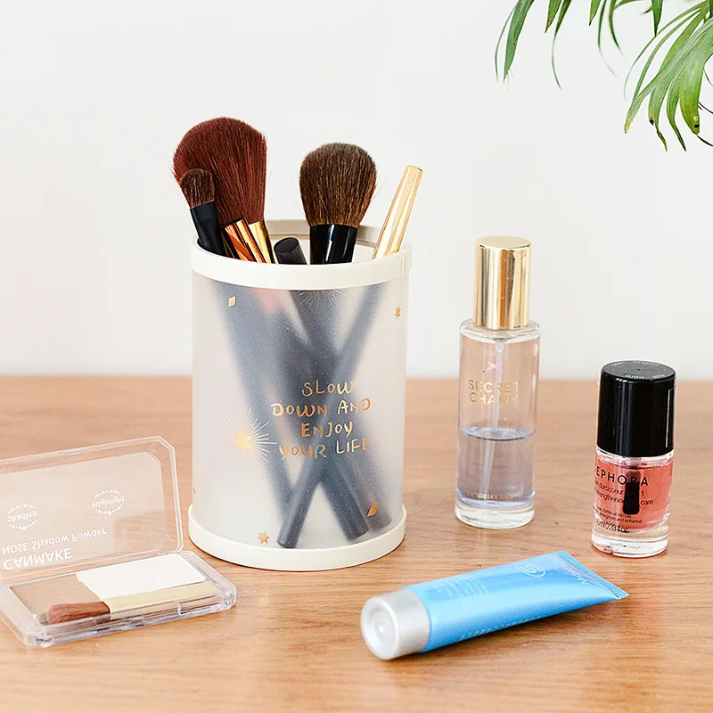 Korean Office Organizer Desktop DIY Multifunction Pen Storage Box Creative Detachable Pencil Brush Pot Pen Holder PP Container
Korean Office Organizer Desktop DIY Multifunction Pen Storage Box Creative Detachable Pencil Brush Pot Pen Holder PP Container