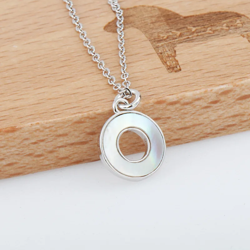 S925 Fine Silver New Style Korean-style Circle Shell Necklace Non-mainstream Fashion Simple Hollow out Circle Shell Choker
S925 Fine Silver New Style Korean-style Circle Shell Necklace Non-mainstream Fashion Simple Hollow out Circle Shell Choker