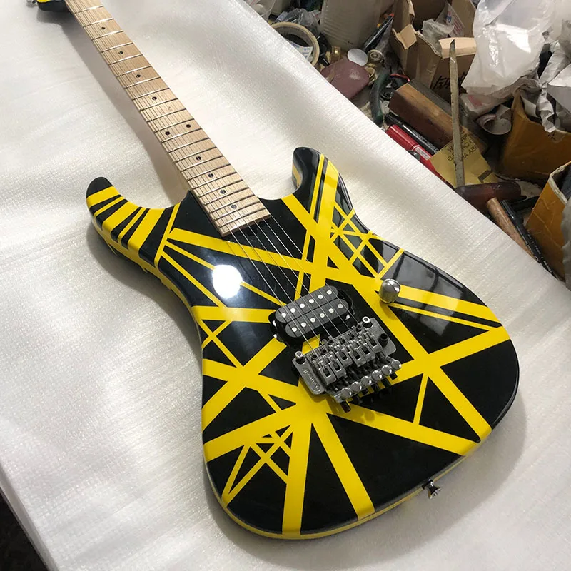Фото Новинка 2020 электрическая гитара Kram 5150 черная с желтыми полосками Эдди ван Халена