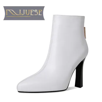 MLJUESE 2021 women Ankle boots Cow leather Winter short plush Pointed Toe Zip Super High heels female boots size 39
MLJUESE 2021 women Ankle boots Cow leather Winter short plush Pointed Toe Zip Super High heels female boots size 39