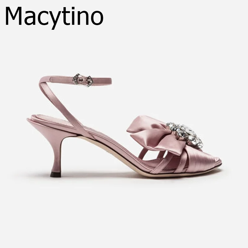Bowknot Crystal High Heel Sandals Women Black Pink Satin Sandalia Feminina Ankle Strap Stiletto Party Wedding Shoes Woman
Bowknot Crystal High Heel Sandals Women Black Pink Satin Sandalia Feminina Ankle Strap Stiletto Party Wedding Shoes Woman