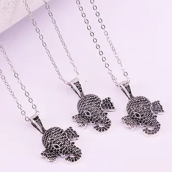 5pcs, Full Black CZ Micro Pave Elephant Head Pendants Metal Chain Necklace Fashion Animal Jewelry Vintage Gift For Women Men
5pcs, Full Black CZ Micro Pave Elephant Head Pendants Metal Chain Necklace Fashion Animal Jewelry Vintage Gift For Women Men