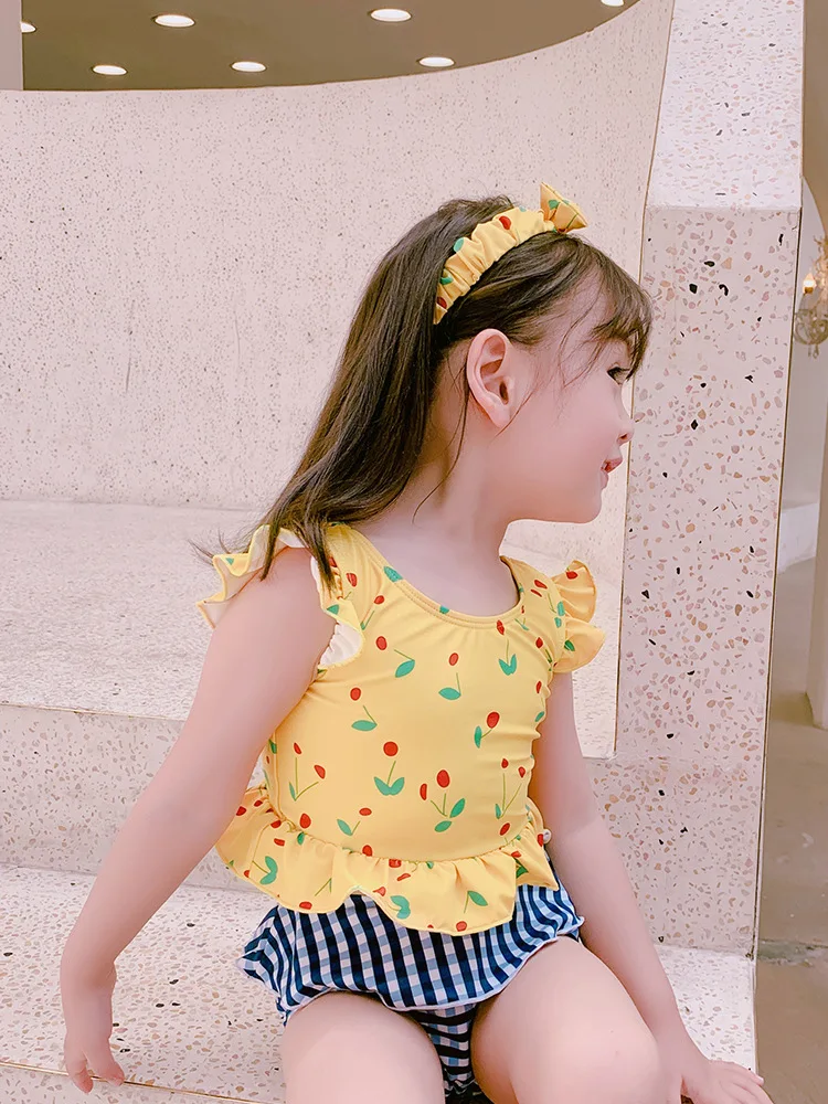 CHILDREN'S Swimwear Split Two Piece Set Sweet Hipster High Waist Briefs Girls with Hair Band Small Children Hot Springs
CHILDREN'S Swimwear Split Two Piece Set Sweet Hipster High Waist Briefs Girls with Hair Band Small Children Hot Springs