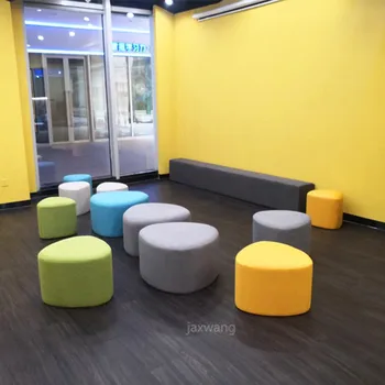 Louis Fashion Nordic Cloth Sofa Fashion Personality Triangular Pier Public Space Creative Lazy Stool Customized Chairs
Louis Fashion Nordic Cloth Sofa Fashion Personality Triangular Pier Public Space Creative Lazy Stool Customized Chairs