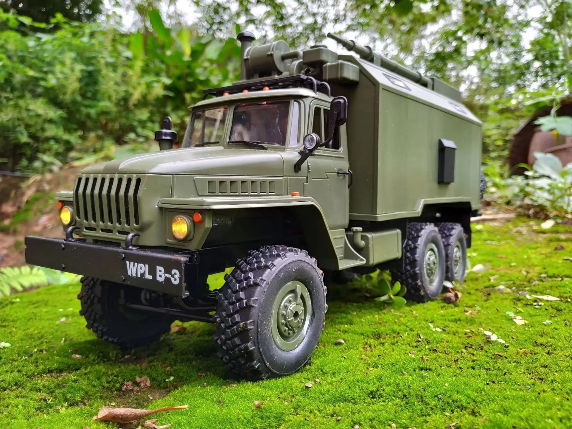 Six Drive Climbing Soviet Union Ural Command Communication Remote Control Car Army Truck RC Car WLP wanpy long
Six Drive Climbing Soviet Union Ural Command Communication Remote Control Car Army Truck RC Car WLP wanpy long
