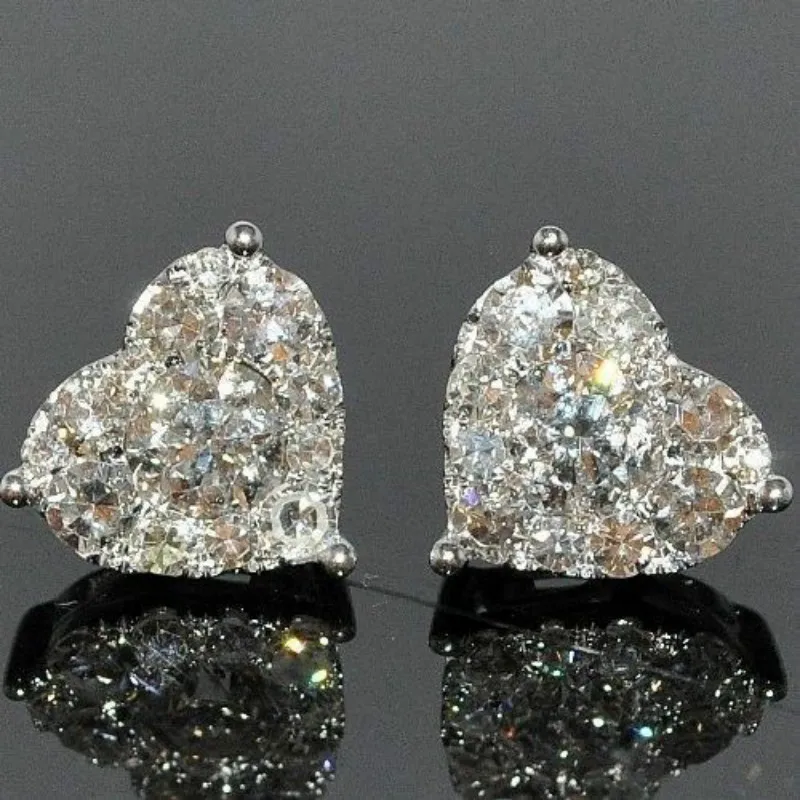 Fashion White Gold Filled Ear Stud Earrings Exquisite Simple Heart Temperament Shine Cubic Zirconia Earrings Wedding Jewelry
Fashion White Gold Filled Ear Stud Earrings Exquisite Simple Heart Temperament Shine Cubic Zirconia Earrings Wedding Jewelry