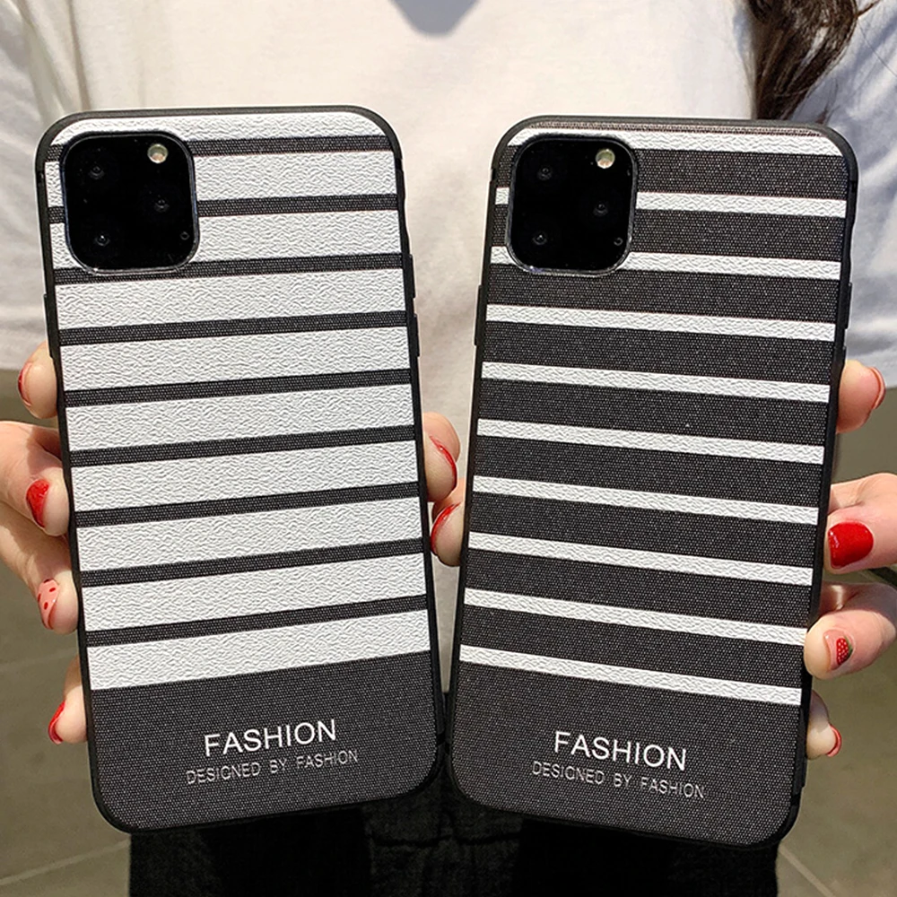 Stripe pattern, comfortable handle, suitable for the floral pattern soft shell of the iPhone 11 11 Pro 7 7p 8 8P X XR XSmax
Stripe pattern, comfortable handle, suitable for the floral pattern soft shell of the iPhone 11 11 Pro 7 7p 8 8P X XR XSmax