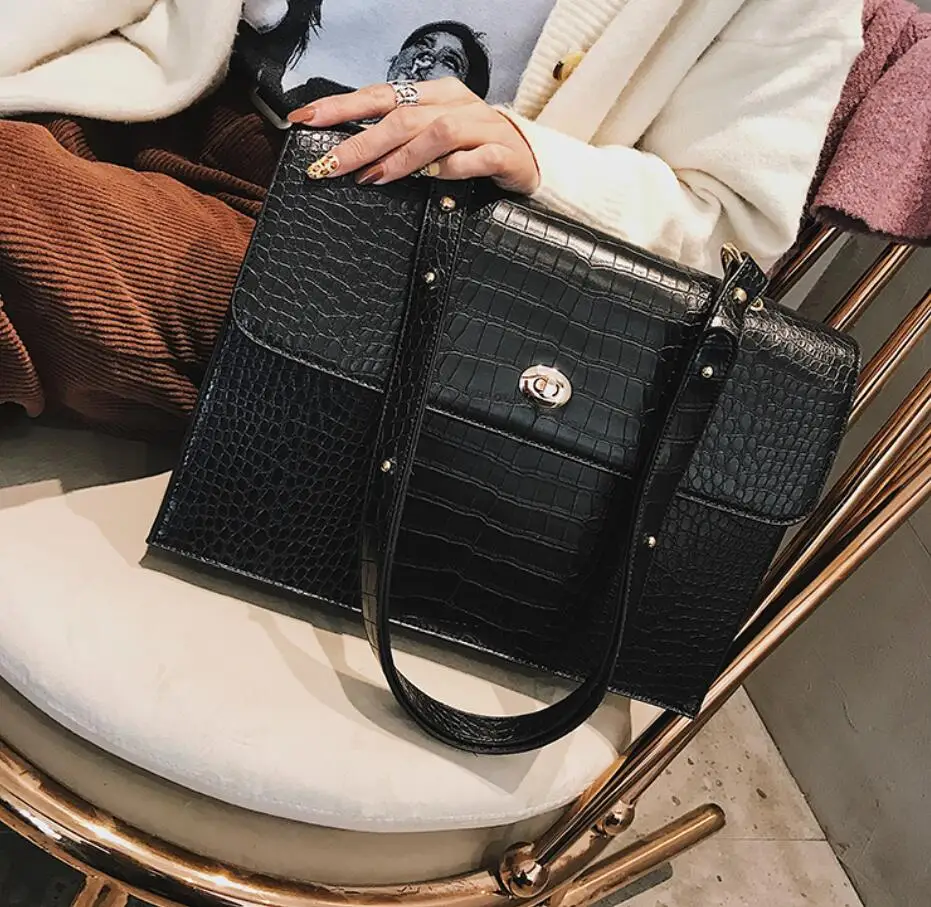 European Fashion Female Big Tote Bag 2019 New Quality PU Leather Women's Large Handbag Crocodile Pattern Shoulder Messenger Bags
European Fashion Female Big Tote Bag 2019 New Quality PU Leather Women's Large Handbag Crocodile Pattern Shoulder Messenger Bags