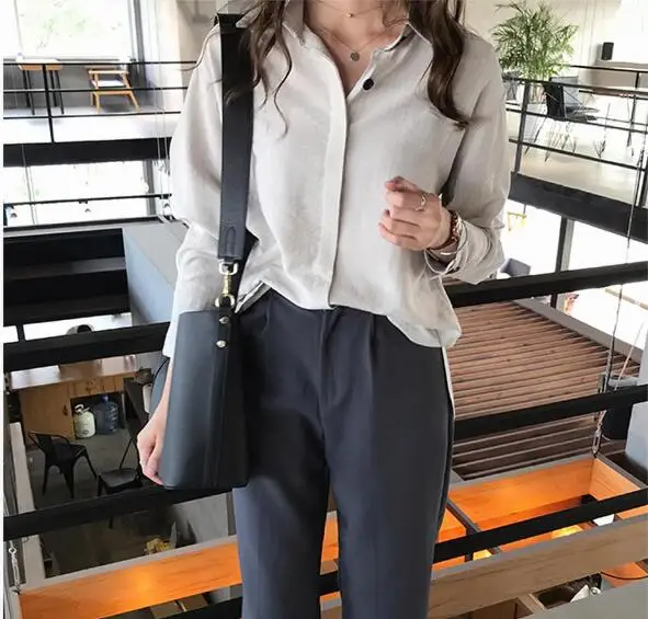 Ladies' Casual style Solid color Blouse Women Spring Autumn Button Front Long Sleeve Blouses
Ladies' Casual style Solid color Blouse Women Spring Autumn Button Front Long Sleeve Blouses