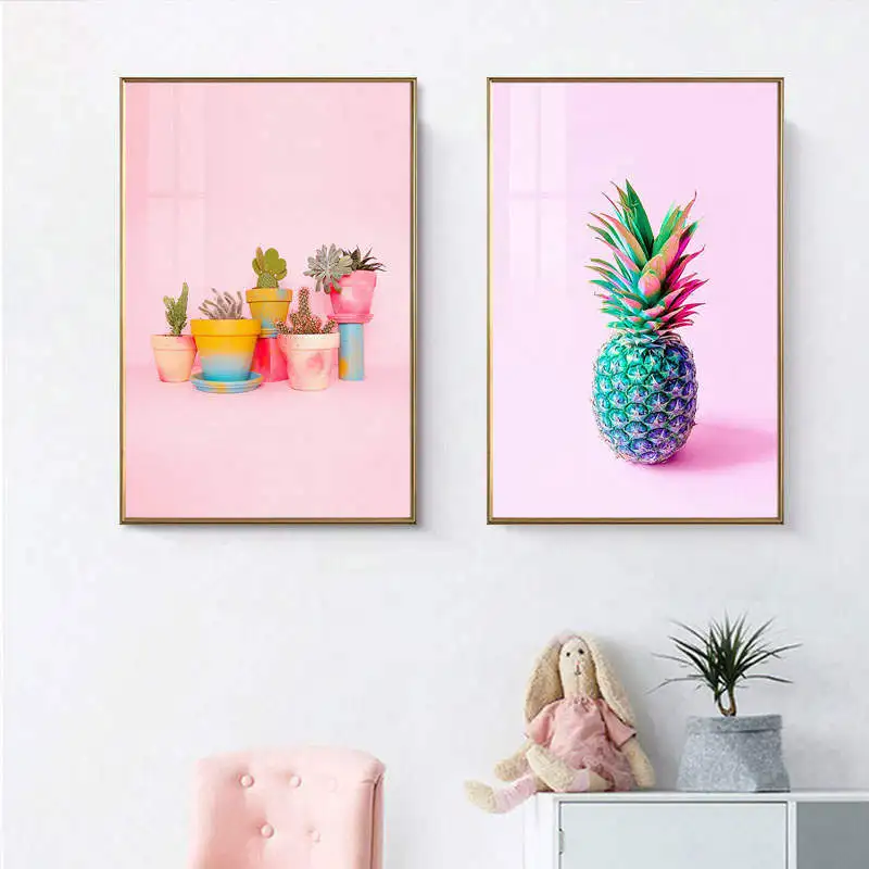 Постер с розовыми ананасами и кактусами в скандинавском стиле настенная Картина