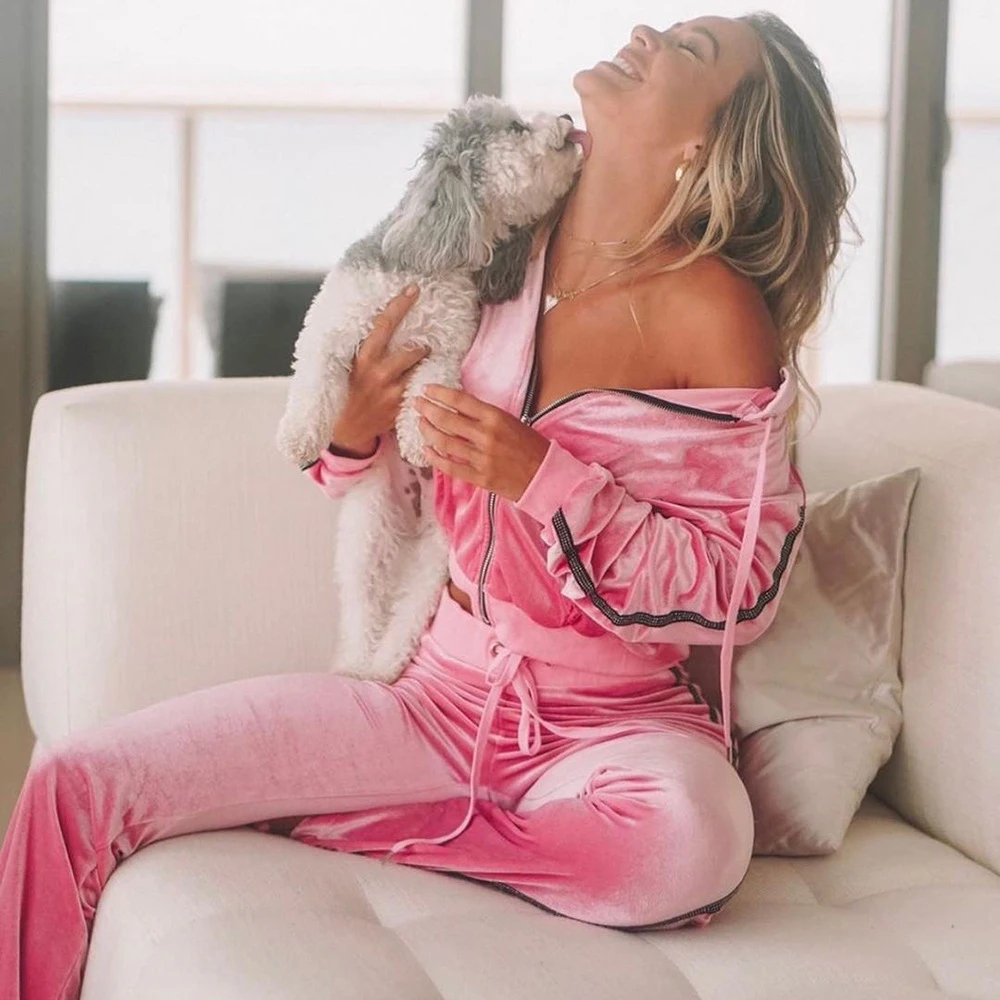 Women Casual Sweatshirts Set Long Sleeve Hooded Pockets Sequin Zipper Pull Rope 2 Piece Pink Green Hoodies Slim Suit Autumn 2019
Women Casual Sweatshirts Set Long Sleeve Hooded Pockets Sequin Zipper Pull Rope 2 Piece Pink Green Hoodies Slim Suit Autumn 2019
