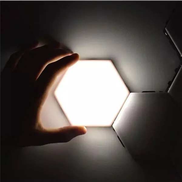 Hexagonal Touch Light Honeycomb Hexagonal Wall Light DIY Modular Touch Sensitive Lights Creative LED Night Light for Home Decora
Hexagonal Touch Light Honeycomb Hexagonal Wall Light DIY Modular Touch Sensitive Lights Creative LED Night Light for Home Decora