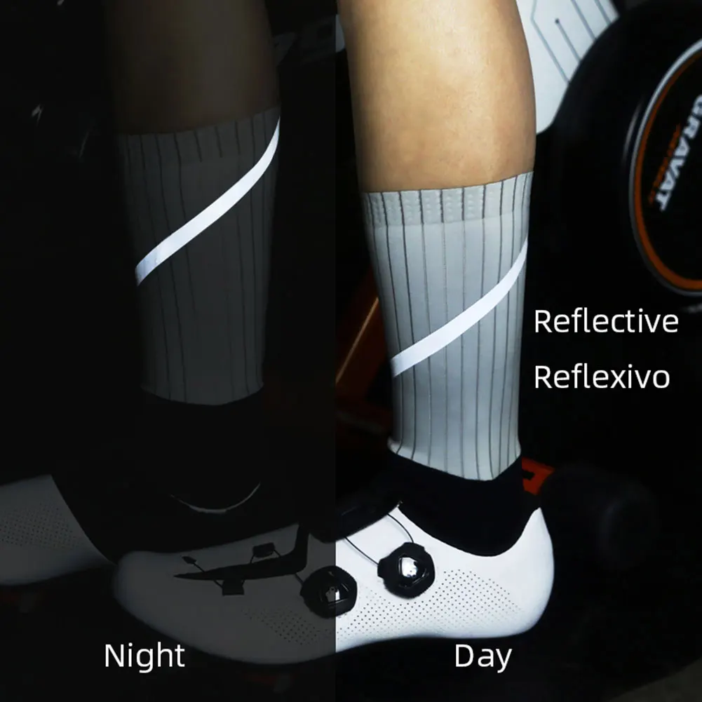 New Reflective Cycling Socks Men Women Breathable Funtion Fabric Bicycle Bike Outdoor Sport Socks Anti Slip Hiking Running Socks
New Reflective Cycling Socks Men Women Breathable Funtion Fabric Bicycle Bike Outdoor Sport Socks Anti Slip Hiking Running Socks