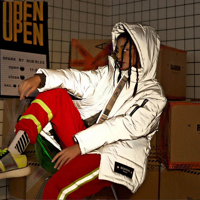 Jrnnorv New 2019 Streetwear Fashion Winter Night Reflective Jacket Women Hooded Jackets Winter Thick Warm Coat Parka Female
Jrnnorv New 2019 Streetwear Fashion Winter Night Reflective Jacket Women Hooded Jackets Winter Thick Warm Coat Parka Female