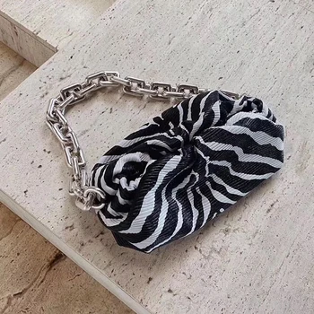 Women Simple Dumplings Messenger Bag Designer Retro Zebra Pattern Cloud Female Crossbody Shoulder Bag Tide Handbag Clutch Bag
Women Simple Dumplings Messenger Bag Designer Retro Zebra Pattern Cloud Female Crossbody Shoulder Bag Tide Handbag Clutch Bag