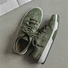 Luxury brand Retro Men's Casual Shoes 2022 New Fashion Sneakers Men Low Cut Lace-up Faux Suede Oxfords Men Designer Shoes
Luxury brand Retro Men's Casual Shoes 2022 New Fashion Sneakers Men Low Cut Lace-up Faux Suede Oxfords Men Designer Shoes
