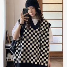 Vintage Checkerboard Plaid Knitted Sweater Vest Preppy Style Women Loose Casual Vest Spring Autumn Warm Tops Classic Sweaters
Vintage Checkerboard Plaid Knitted Sweater Vest Preppy Style Women Loose Casual Vest Spring Autumn Warm Tops Classic Sweaters