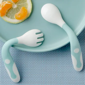 Bendable Silicone Spoon Fork Set with Storage Box Portable Infant Learning Tableware 2Pcs/Set High Quality Home Kitchen Flatware
Bendable Silicone Spoon Fork Set with Storage Box Portable Infant Learning Tableware 2Pcs/Set High Quality Home Kitchen Flatware