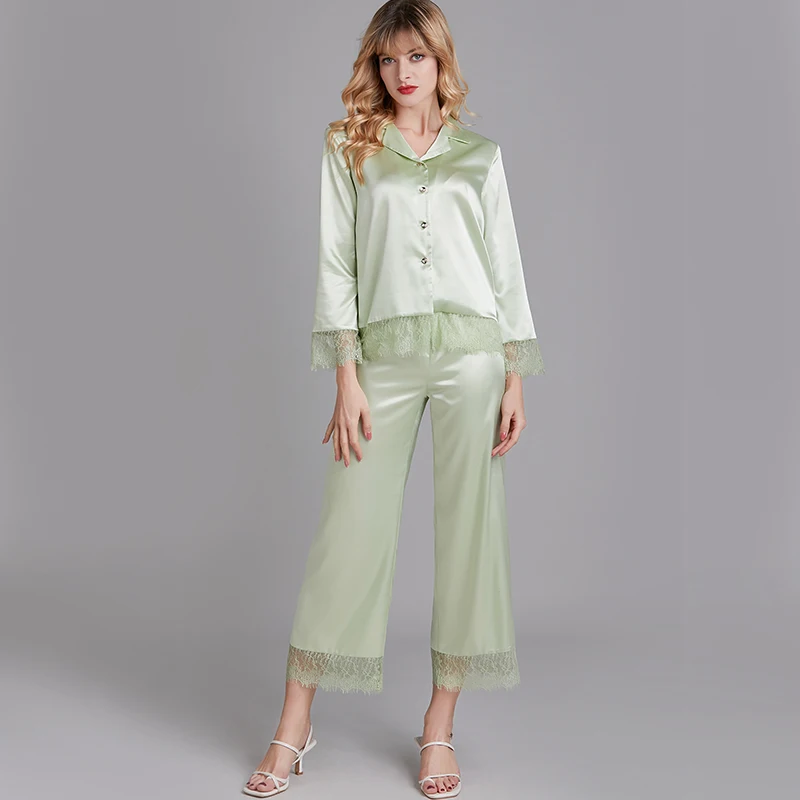 Yaoting 2020 new ladies pajamas spring and summer silk long-sleeved home wear thin cardigan lace suit
Yaoting 2020 new ladies pajamas spring and summer silk long-sleeved home wear thin cardigan lace suit