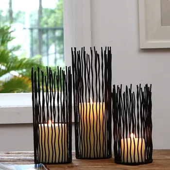 Black Bohemian Style Geometric Metal Candle Holder Hollow Candlestick Morocco Romantic Tealight Holder Party Wedding Decoration 
Black Bohemian Style Geometric Metal Candle Holder Hollow Candlestick Morocco Romantic Tealight Holder Party Wedding Decoration