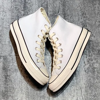 Classic all-star style Converse skateboard shoes 1970s women's unisex canvas high-top sneakers are lightweight and durable
Classic all-star style Converse skateboard shoes 1970s women's unisex canvas high-top sneakers are lightweight and durable