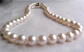 AAA 9-10mm White Akoya Cultured Pearl Necklace17.5inch 
AAA 9-10mm White Akoya Cultured Pearl Necklace17.5inch