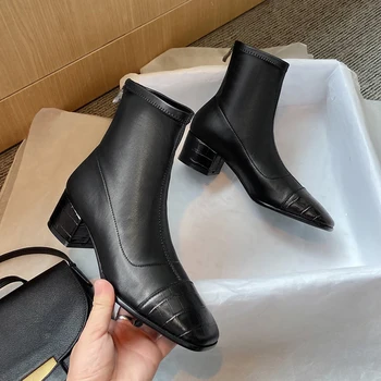 Natural Genuine Leather High Heel Ankle Boots Women Short Boots Zip Square Toe Shoes Lady Autumn boots large 33-43
Natural Genuine Leather High Heel Ankle Boots Women Short Boots Zip Square Toe Shoes Lady Autumn boots large 33-43