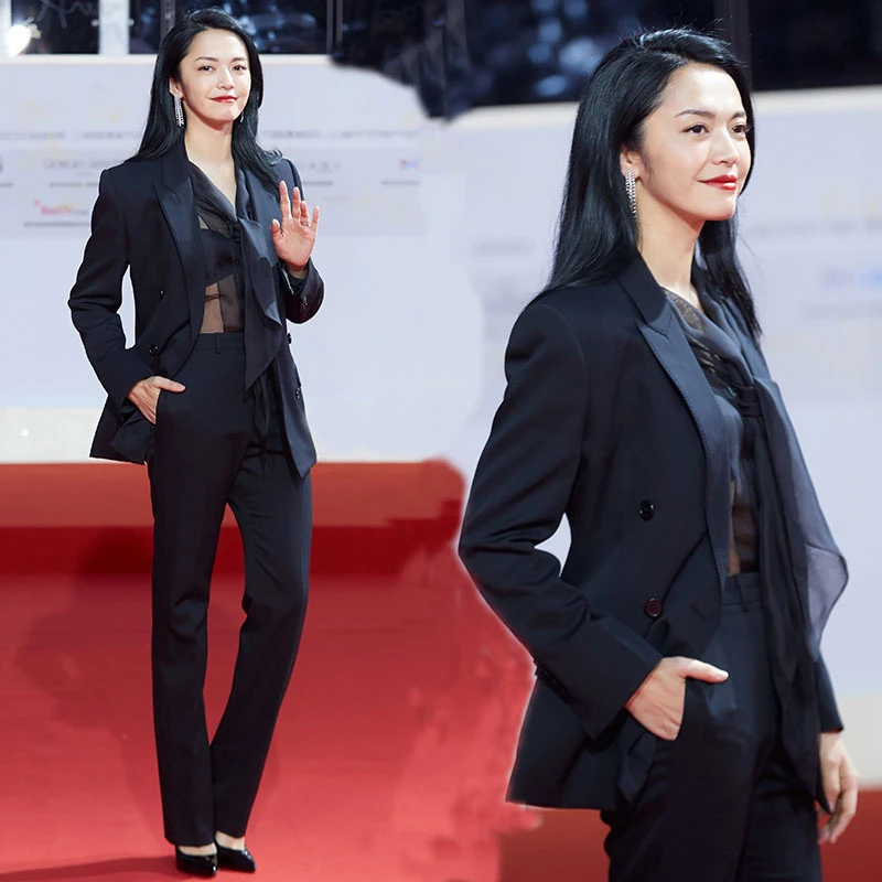 Women's suit jacket women 2020 spring new solid color small suit trousers two-piece temperament fashion overalls clothes
Women's suit jacket women 2020 spring new solid color small suit trousers two-piece temperament fashion overalls clothes
