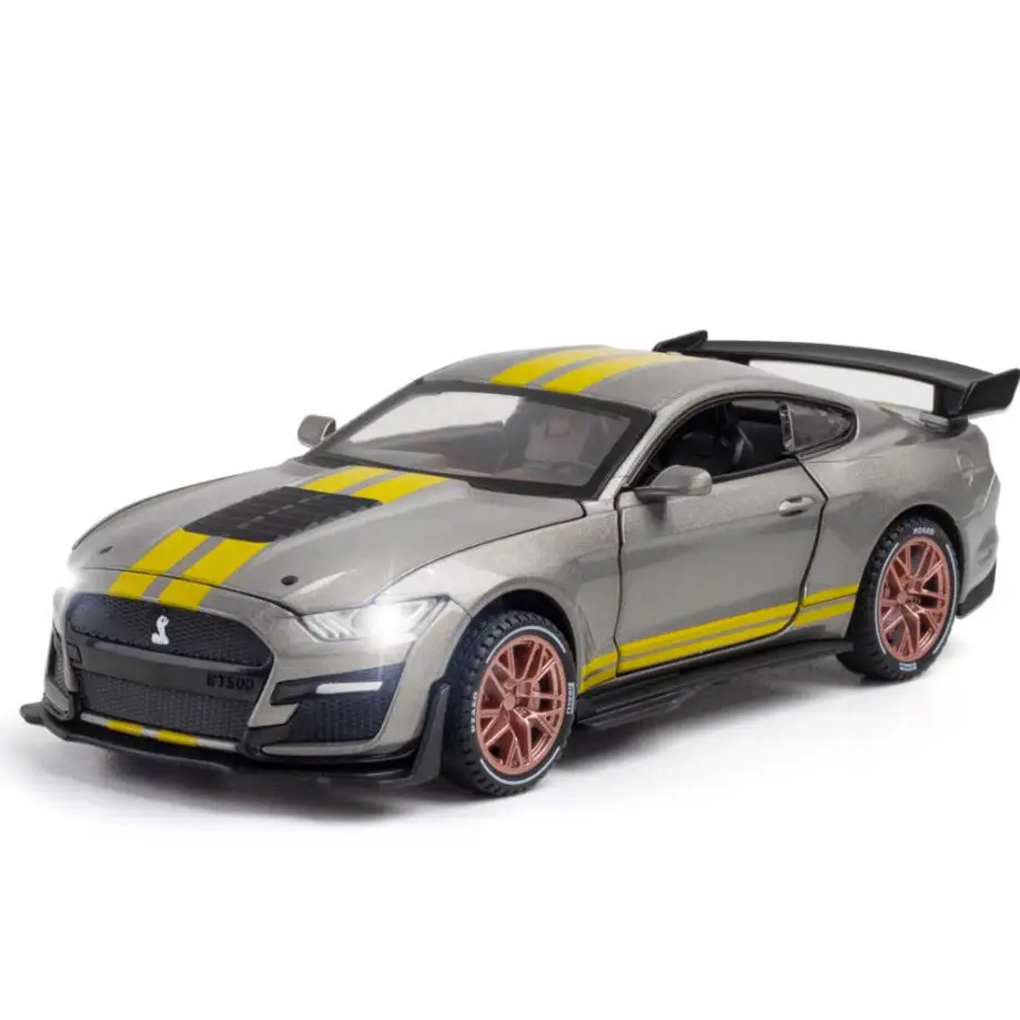 Металлическая Модель автомобиля Форсаж в масштабе 1:32 2020 Mustangs Shelby Gt500, металлическая модель, литый под давлением автомобиль, Тяговая игрушка с искусственным звуком
Металлическая Модель автомобиля Форсаж в масштабе 1:32 2020 Mustangs Shelby Gt500, металлическая модель, литый под давлением автомобиль, Тяговая игрушка с искусственным звуком