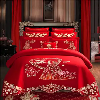 Wedding Bedding Set Luxury Romantic Red Bed Cover Suit for Couple Queen king 4/6pcs Lace with golden pattern of Quilt Cover set 
Wedding Bedding Set Luxury Romantic Red Bed Cover Suit for Couple Queen king 4/6pcs Lace with golden pattern of Quilt Cover set
