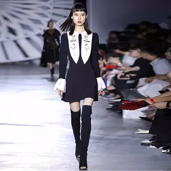 Europe and the United States Women's Clothing 18 Autumn Fashion zou xiu kuan Crew Neck Long Sleeves Heavy Embroidery Dress Women 
Europe and the United States Women's Clothing 18 Autumn Fashion zou xiu kuan Crew Neck Long Sleeves Heavy Embroidery Dress Women