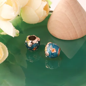 2020 summer ocean series flashes deep-sea fish swimming wave Pandora DIY string ornaments blue ocean
2020 summer ocean series flashes deep-sea fish swimming wave Pandora DIY string ornaments blue ocean